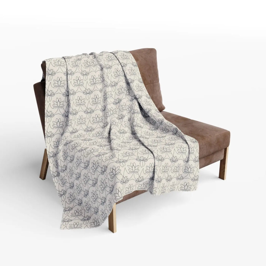 Arctic Fleece Blanket Cozy Lotus Pattern - Dipaliz